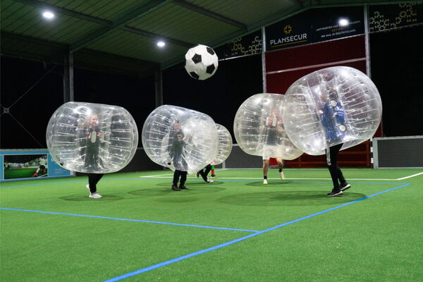 Bubble Soccer Action in der McArena