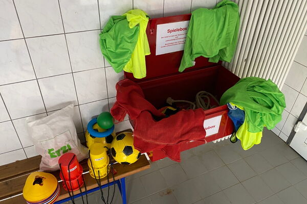 Bild der Kindergeburtstag Spielebox von McArena