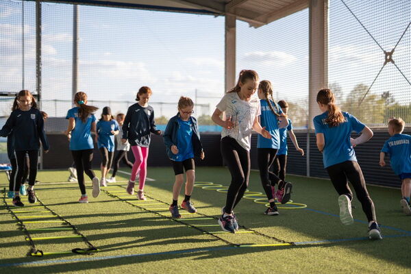 Leichtathletik Kindergruppe in McArena