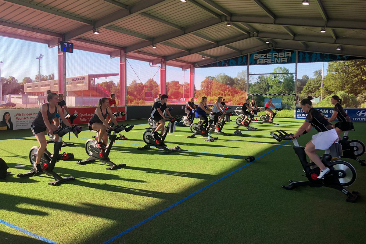 Indoor Cycling Class in der McArena