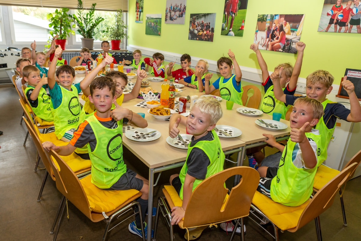 Kindergeburtstag Jumbo Paket McArena